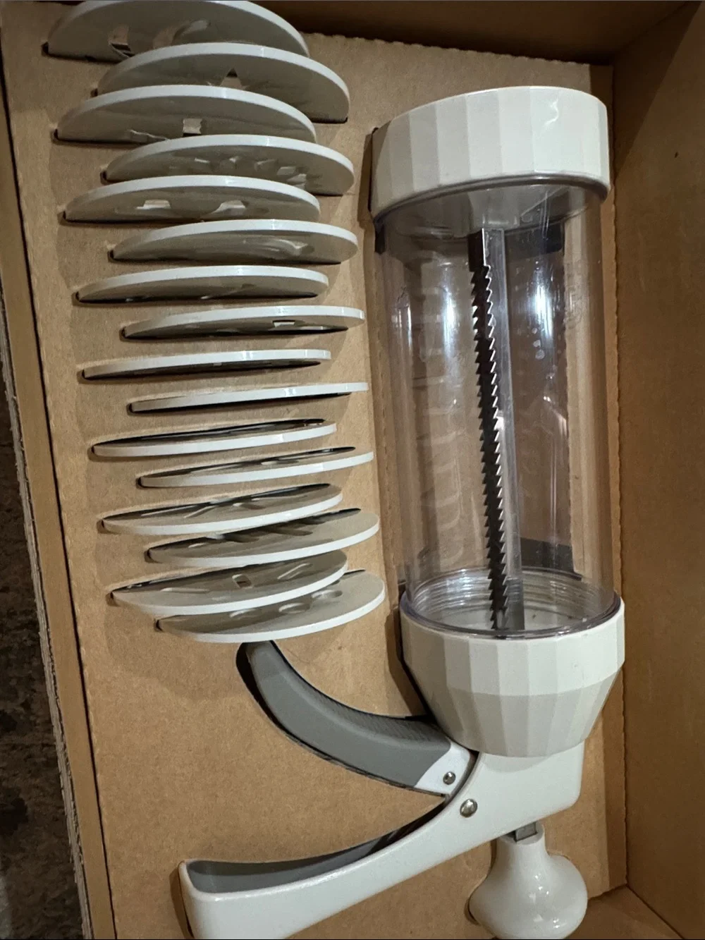 The Pampered Chef Cookie Press - Brown and Black Accents